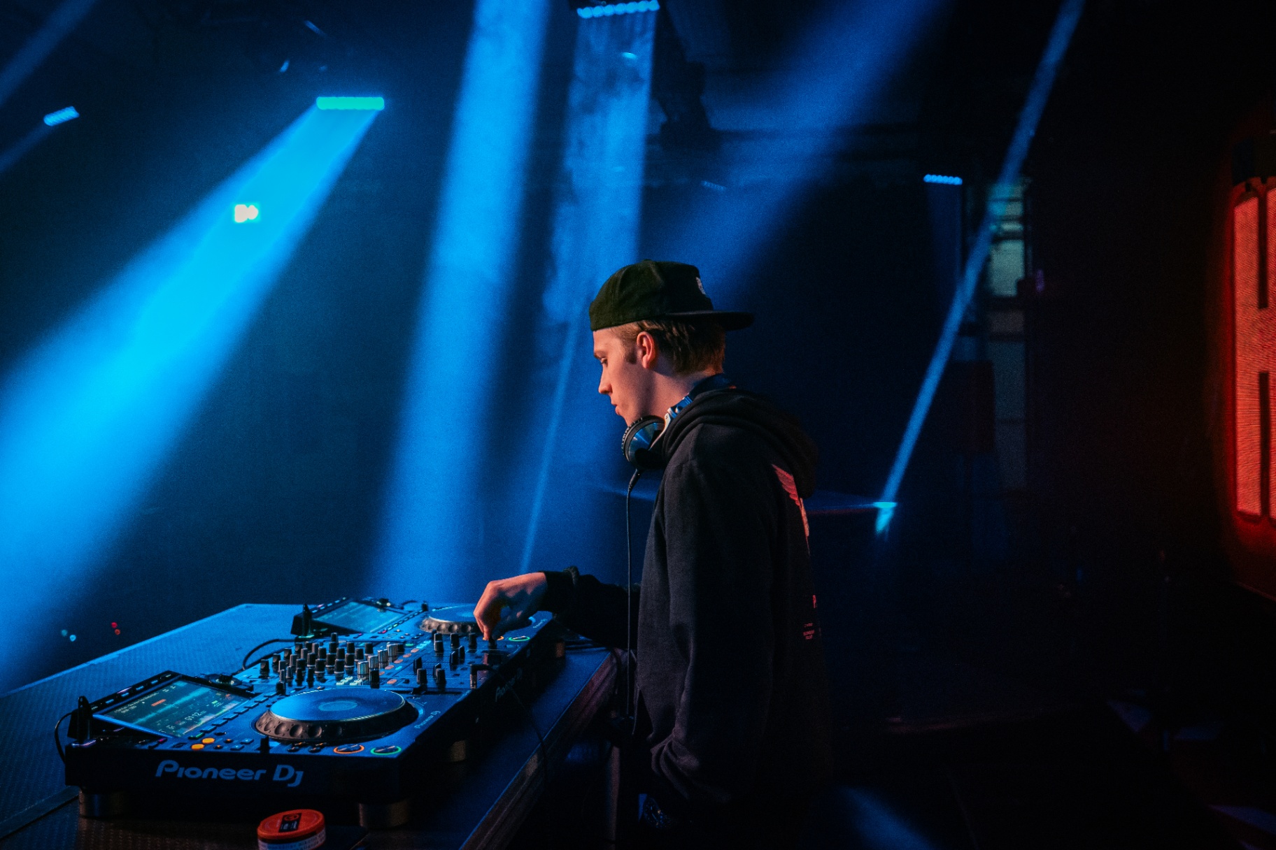 DJ William Husmark
